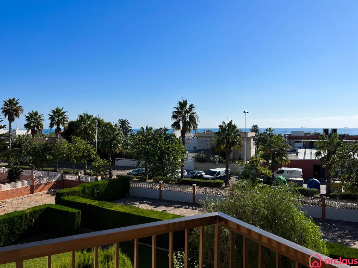 Ferienwohnung Oasis A 50M Del Mar Grao de Castellon Exterior foto